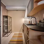Cozy And Modern In דירה *